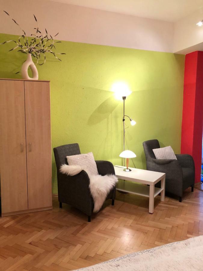 Apartman Orchidej U Vridla การ์โลวีวารี ภายนอก รูปภาพ
